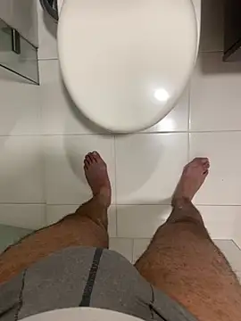 Snapshot of Juanes432 chatting on February 13, 4:41 am Juanes432 online show from February 13, 4:41 am