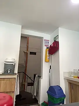 Snapshot of Juanes432 chatting on February 23, 9:01 pm Juanes432 online show from February 23, 9:01 pm