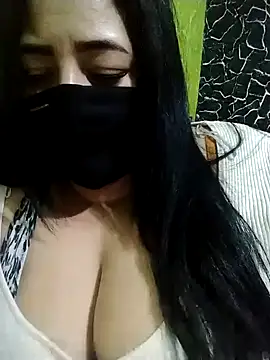 Snapshot of DALO3A85 chatting on January 15, 6:08 pm DALO3A85 online show from January 15, 6:08 pm