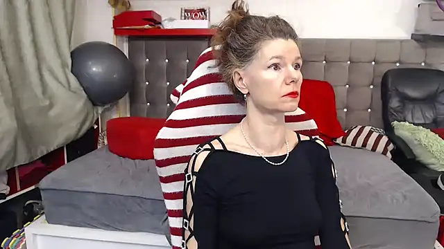 Snapshot of kellyterapy chatting on February 12, 8:15 pm kellyterapy online show from February 12, 8:15 pm