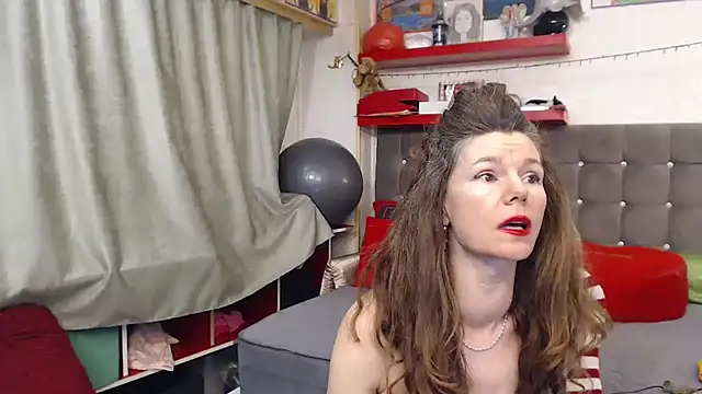 kellyterapy online show from March 8, 2:04 am