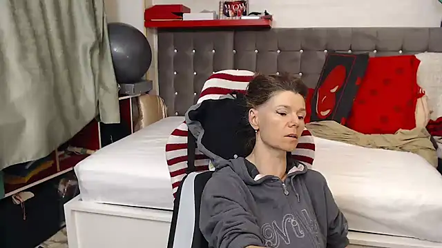 kellyterapy online show from May 15, 11:23 pm