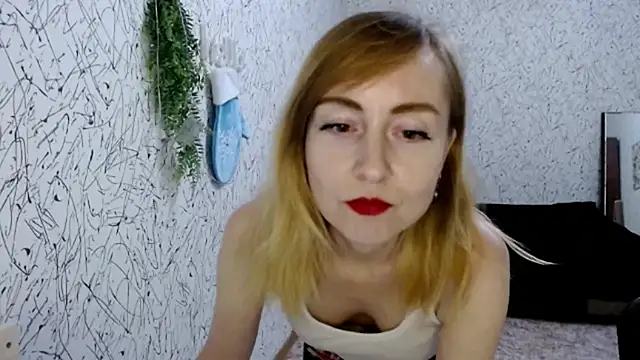 Athena Richards online show from November 28, 4:53 pm