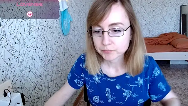 Snapshot of Athena_Richards chatting on May 4, 8:10 am Athena Richards online show from May 4, 8:10 am
