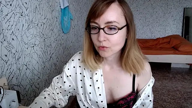 Snapshot of Athena_Richards chatting on May 29, 9:51 am Athena Richards online show from May 29, 9:51 am