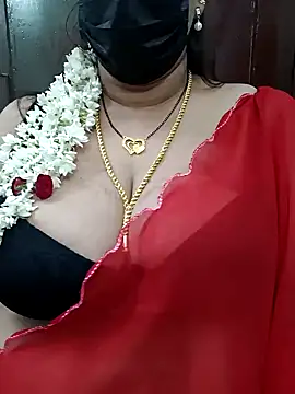 Snapshot of ashikaa_r chatting on December 29, 6:16 pm ashikaa r online show from December 29, 6:16 pm