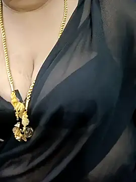 Snapshot of ashikaa_r chatting on February 11, 9:25 pm ashikaa r online show from February 11, 9:25 pm