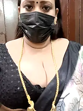 Snapshot of ashikaa_r chatting on February 27, 4:21 pm ashikaa r online show from February 27, 4:21 pm