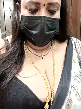 Snapshot of ashikaa_r chatting on March 6, 12:41 pm ashikaa r online show from March 6, 12:41 pm