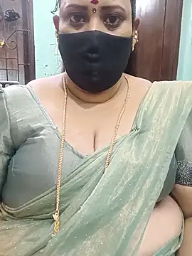 Snapshot of ashikaa_r chatting on May 25, 5:41 pm ashikaa r online show from May 25, 5:41 pm