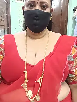 Snapshot of ashikaa_r chatting on May 26, 6:15 pm ashikaa r online show from May 26, 6:15 pm