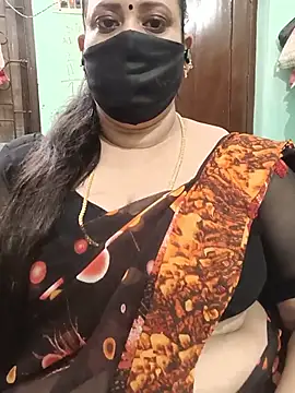 Snapshot of ashikaa_r chatting on June 16, 5:26 pm ashikaa r online show from June 16, 5:26 pm