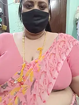 Snapshot of ashikaa_r chatting on July 21, 6:54 pm ashikaa r online show from July 21, 6:54 pm