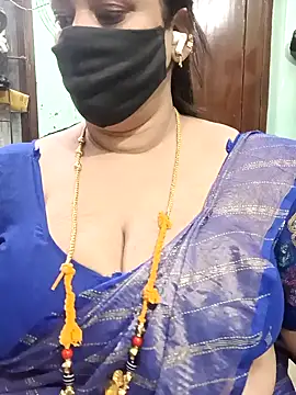 Snapshot of ashikaa_r chatting on July 26, 2:35 pm ashikaa r online show from July 26, 2:35 pm