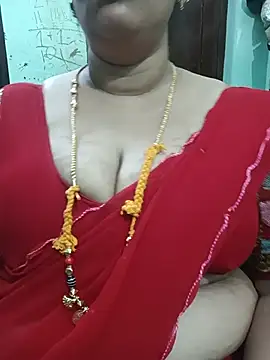 Snapshot of ashikaa_r chatting on July 28, 7:39 pm ashikaa r online show from July 28, 7:39 pm