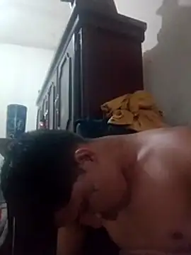 Snapshot of Alonsomadeira chatting on June 26, 1:48 pm Alonsomadeira online show from June 26, 1:48 pm