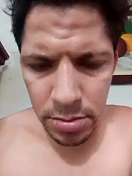 Snapshot of Alonsomadeira chatting on July 30, 12:20 am Alonsomadeira online show from July 30, 12:20 am