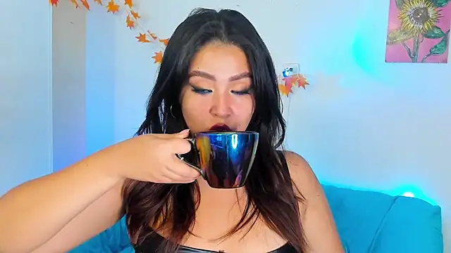 LiahDiaz online show from December 22, 8:58 pm