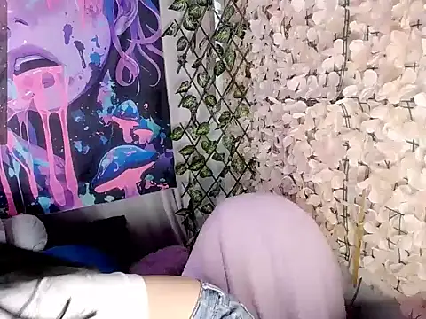 Snapshot of barbarablade chatting on October 20, 7:36 pm barbarablade online show from October 20, 7:36 pm