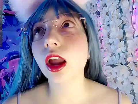 Snapshot of barbarablade chatting on November 9, 2:43 am barbarablade online show from November 9, 2:43 am