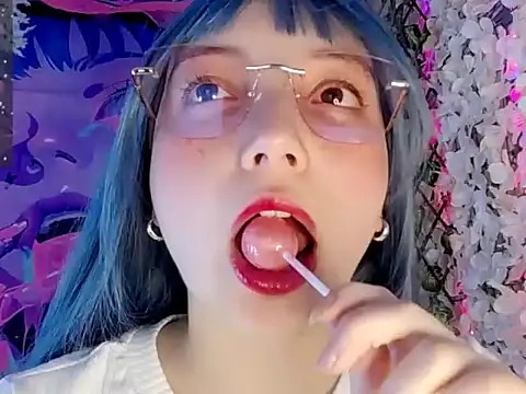 Snapshot of barbarablade chatting on November 9, 7:45 pm barbarablade online show from November 9, 7:45 pm