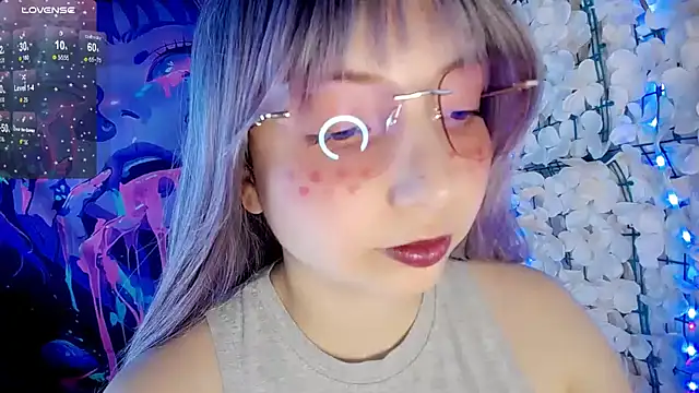 Snapshot of barbarablade chatting on November 10, 9:03 pm barbarablade online show from November 10, 9:03 pm