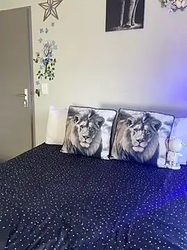 Dime-   online show from April 14, 9:04 am