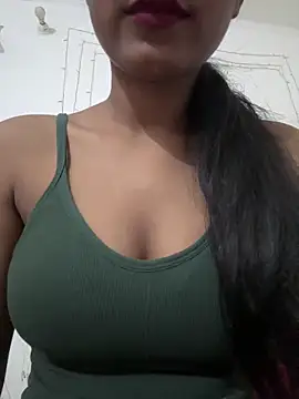 Snapshot of Hot_Goldengirl chatting on September 13, 3:23 pm Hot Goldengirl online show from September 13, 3:23 pm