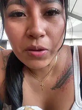 Snapshot of luisa16xxx chatting on December 18, 9:51 pm luisa16xxx online show from December 18, 9:51 pm