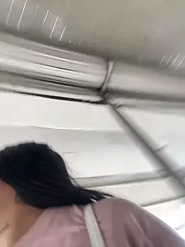 Snapshot of luisa16xxx chatting on December 20, 7:17 pm luisa16xxx online show from December 20, 7:17 pm