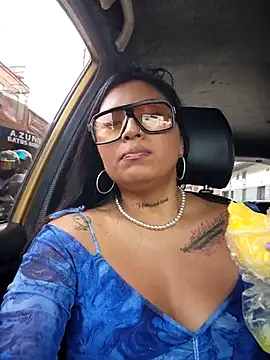 Snapshot of luisa16xxx chatting on May 5, 8:28 pm luisa16xxx online show from May 5, 8:28 pm