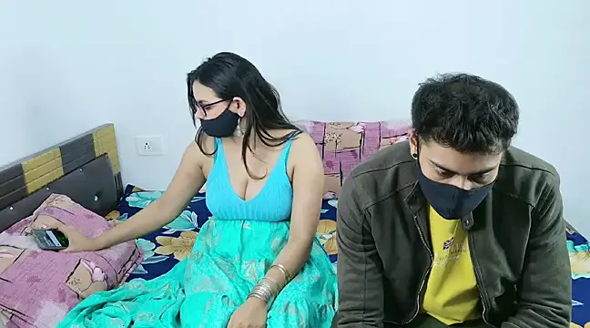 Snapshot of RupaliDixit chatting on January 4, 5:26 pm RupaliDixit online show from January 4, 5:26 pm