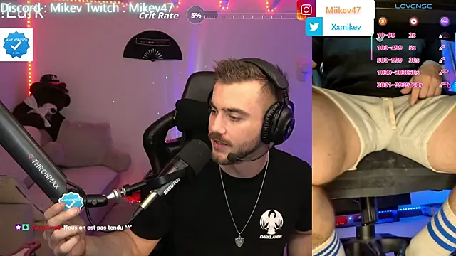 Snapshot of Mikev chatting on March 2, 7:10 pm Mikev online show from March 2, 7:10 pm