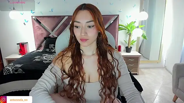  Antonnela  online show from February 4, 8:03 pm