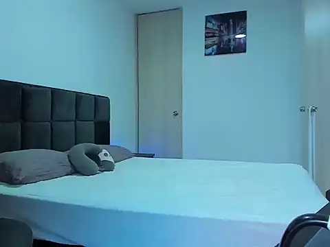 Alexander Martines online show from April 15, 10:32 pm