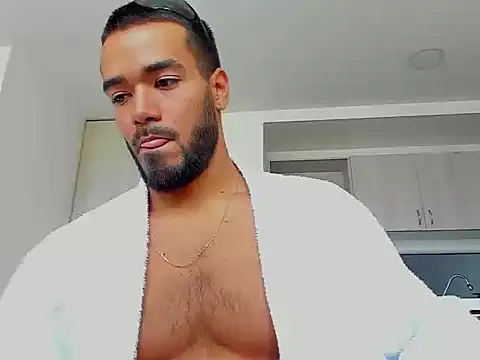 Snapshot of Alexander_Martines chatting on April 27, 6:06 pm Alexander Martines online show from April 27, 6:06 pm