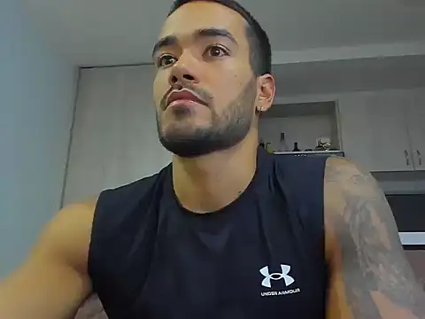 Snapshot of Alexander_Martines chatting on April 30, 11:42 pm Alexander Martines online show from April 30, 11:42 pm