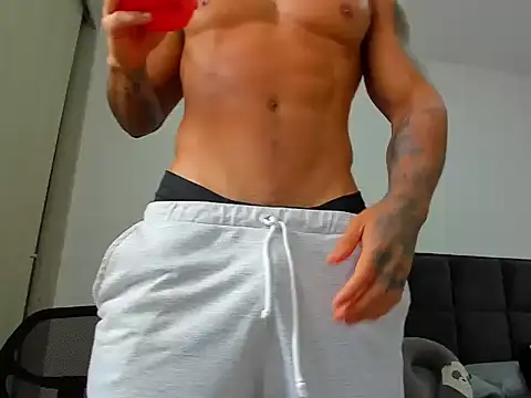 Snapshot of Alexander_Martines chatting on May 10, 4:12 pm Alexander Martines online show from May 10, 4:12 pm