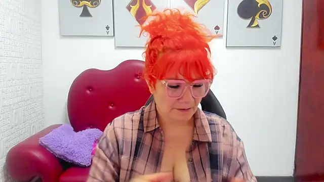 Snapshot of Salomeediaz_ chatting on May 20, 9:10 pm Salomeediaz online show from May 20, 9:10 pm
