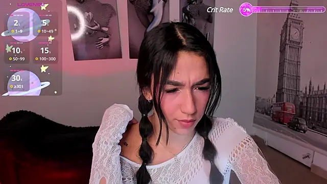 Snapshot of SaraaMills chatting on March 3, 10:52 pm SaraaMills online show from March 3, 10:52 pm