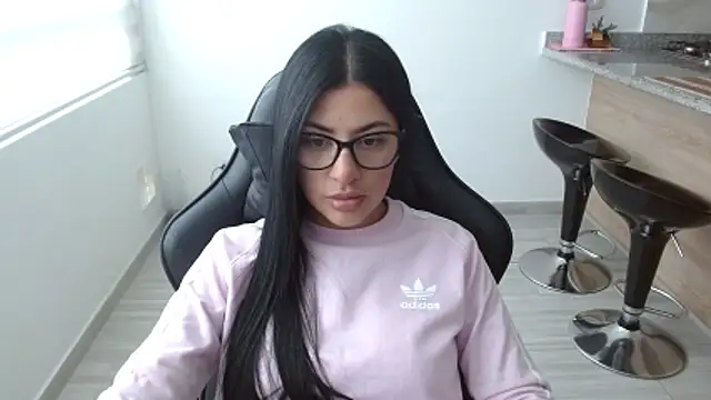 Charlotte cute18 online show from March 12, 7:53 pm