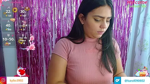 Snapshot of karol_9 chatting on January 28, 1:29 am karol 9 online show from January 28, 1:29 am