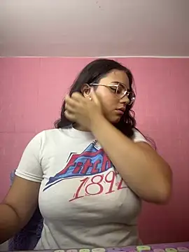 Snapshot of karol_9 chatting on February 27, 1:16 am karol 9 online show from February 27, 1:16 am