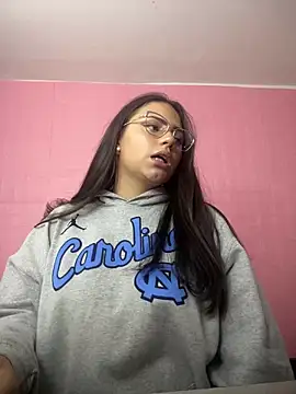 Snapshot of karol_9 chatting on February 28, 1:05 am karol 9 online show from February 28, 1:05 am