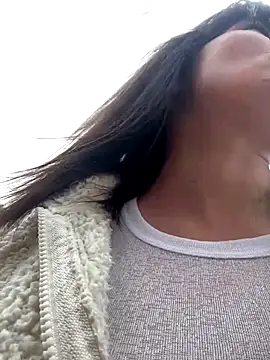 Snapshot of Accole chatting on September 18, 8:49 am Accole online show from September 18, 8:49 am