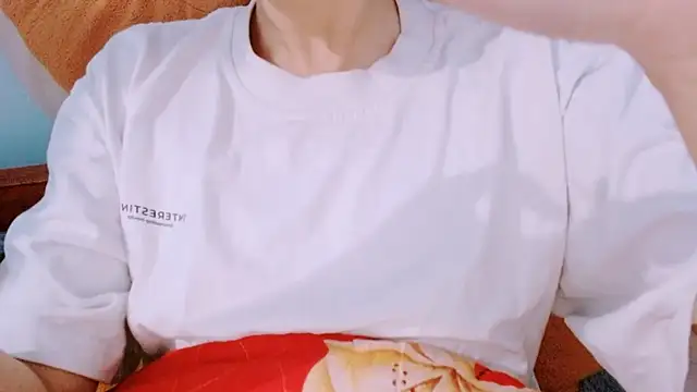 Snapshot of Layla_squirt88 chatting on March 14, 3:50 pm Layla squirt88 online show from March 14, 3:50 pm