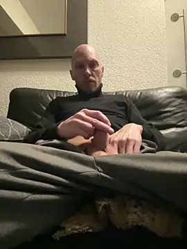 Snapshot of Germankink chatting on December 14, 4:20 pm Germankink online show from December 14, 4:20 pm