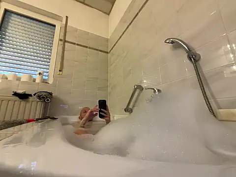 Snapshot of Germankink chatting on January 2, 11:09 am Germankink online show from January 2, 11:09 am