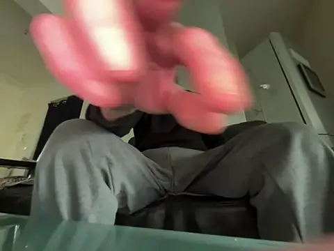 Snapshot of Germankink chatting on January 4, 9:54 am Germankink online show from January 4, 9:54 am