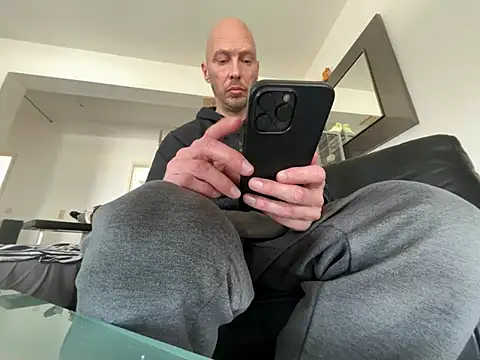 Snapshot of Germankink chatting on March 21, 10:39 am Germankink online show from March 21, 10:39 am